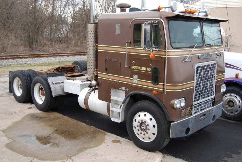 Freightliner Classic 2001