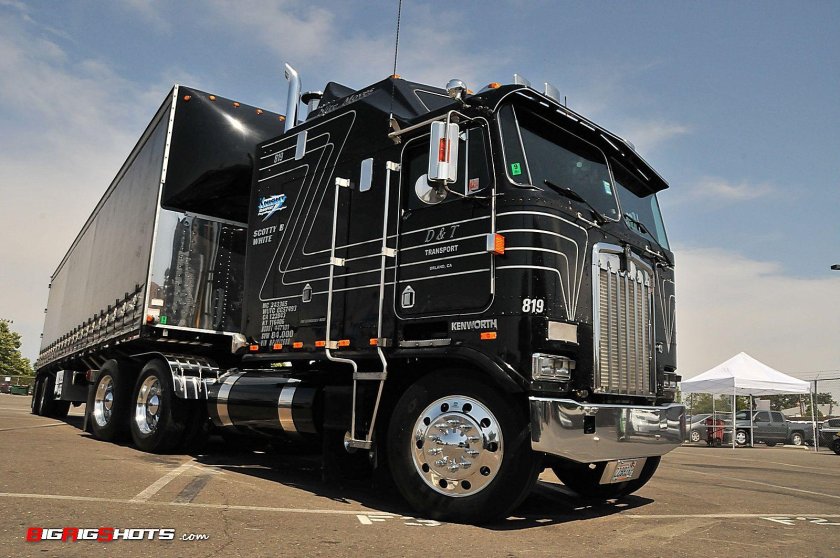Грузовики Кенворт бескапотные