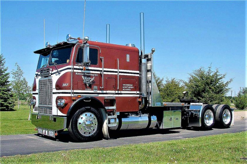 Freightliner Fla 9664