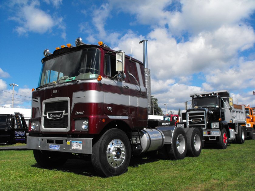 Грузовик Brockway 761