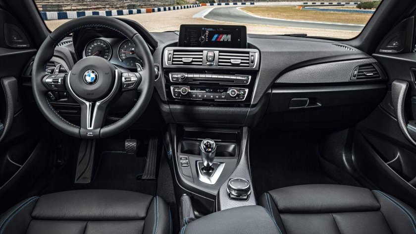 BMW m2 салон