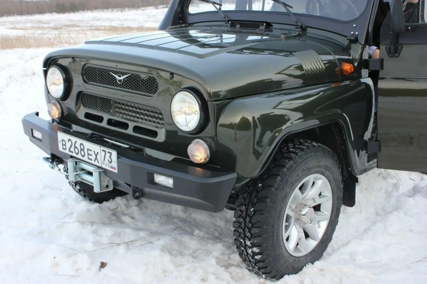 Силовой бампер на УАЗ 3151