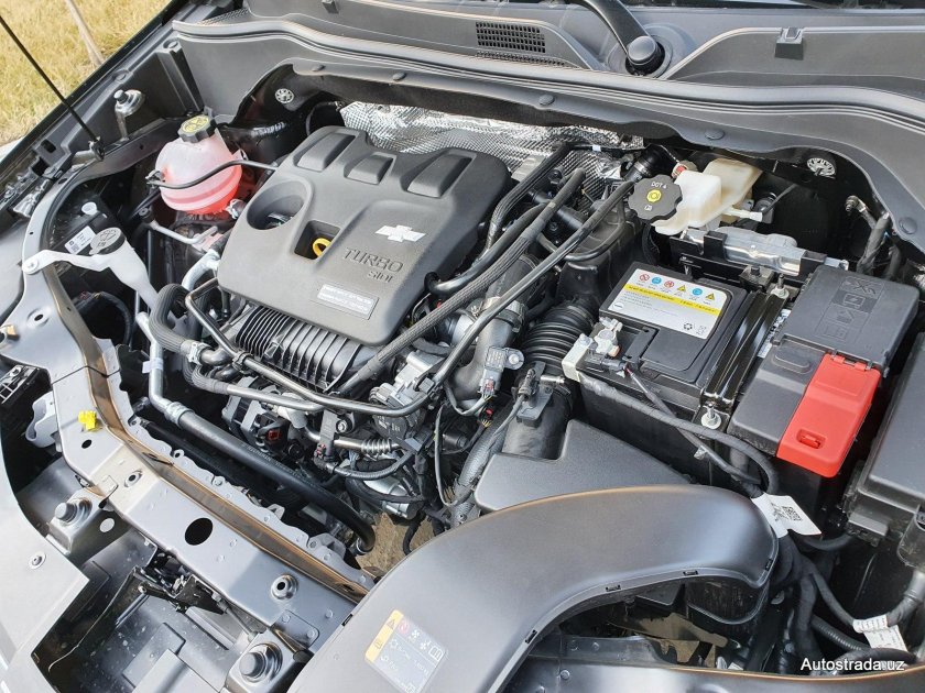 Chevrolet Tracker двигатель
