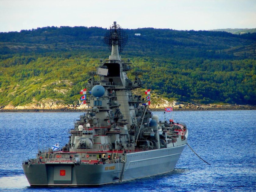 Ракетный крейсер Петр Великий