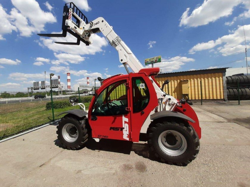Телескопические погрузчики MST St