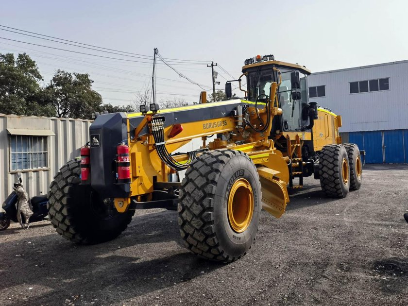 Автогрейдер xcmg