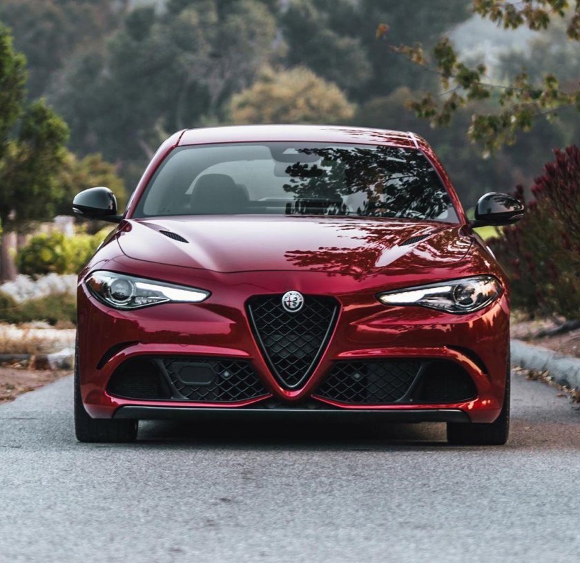 Альфа Ромео Джулия