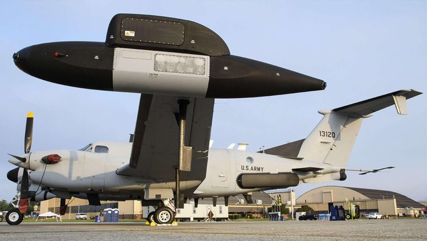 Beech RC-12x Guardrail