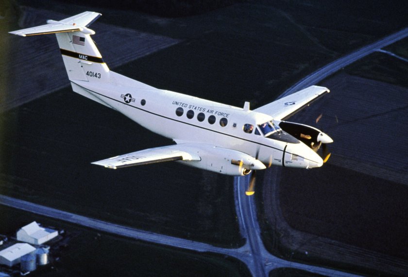 Beechcraft c-12 Huron