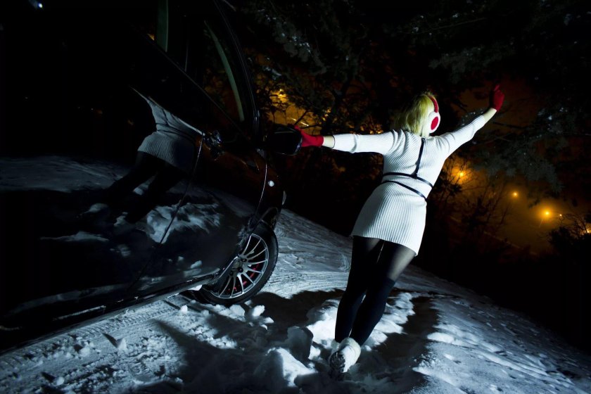 Ночная фотосессия с машиной