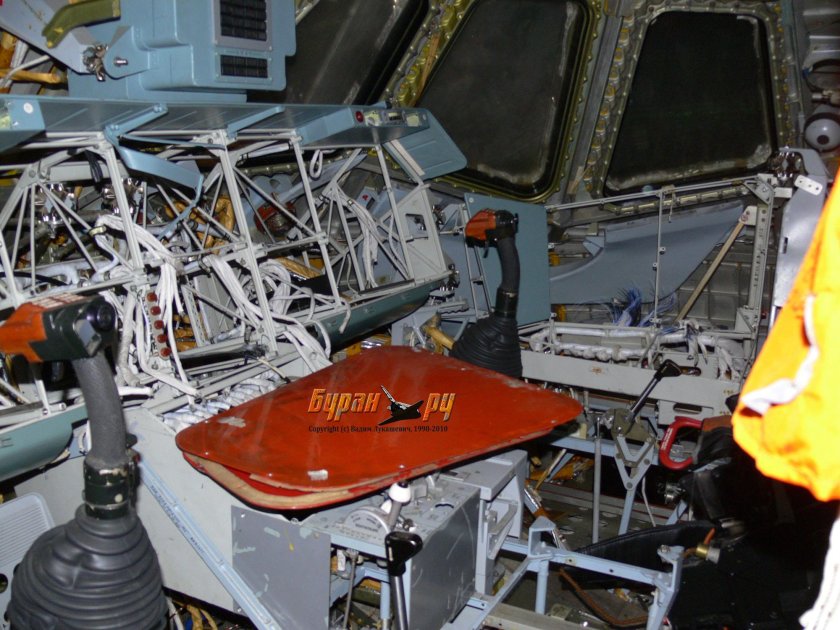 Энергия-Буран в кабине