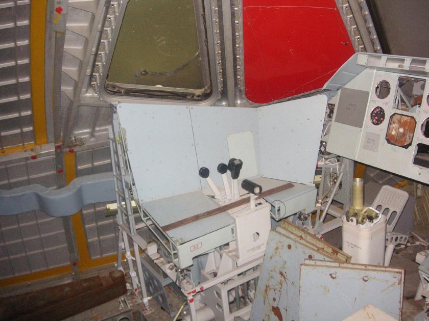 Космический челнок буран кабина