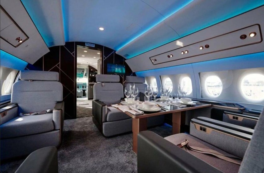 SSJ-100 бизнес Джет