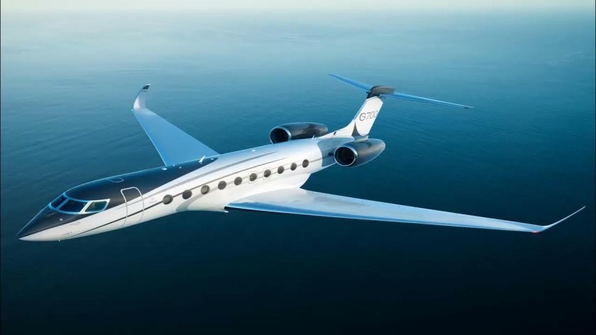 Самолет Gulfstream g700