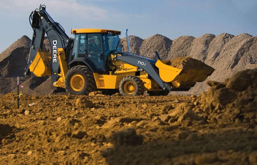 Экскаватор погрузчик johndeer
