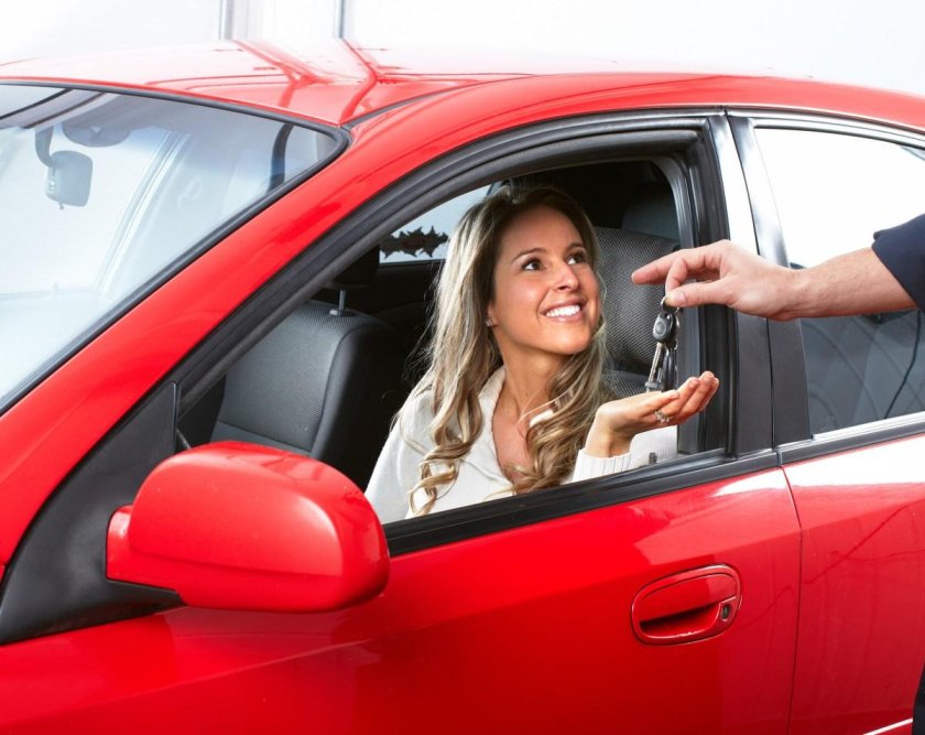 Машина для начинающих водителей салон