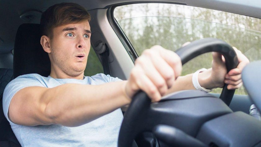 Испуганный водитель