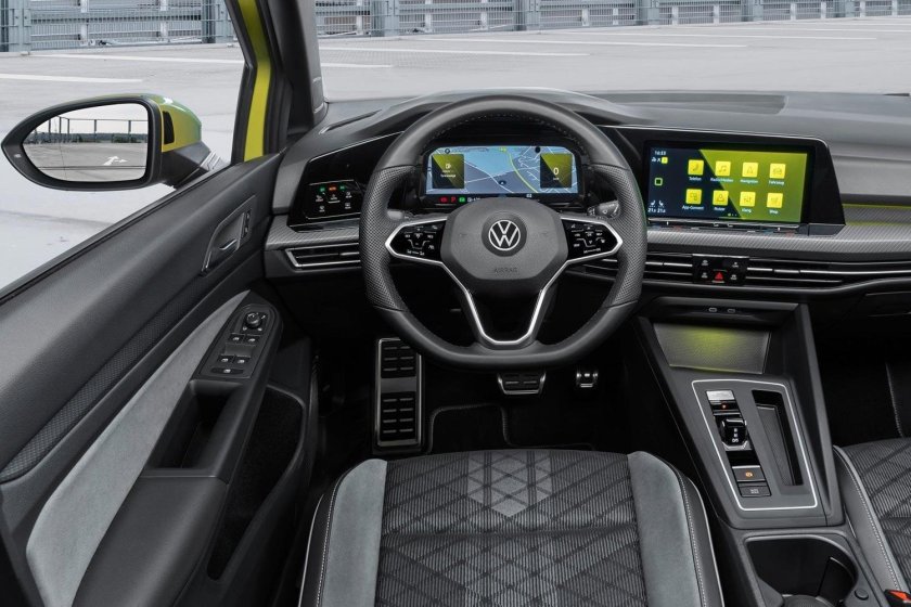 Фольксваген гольф 2021