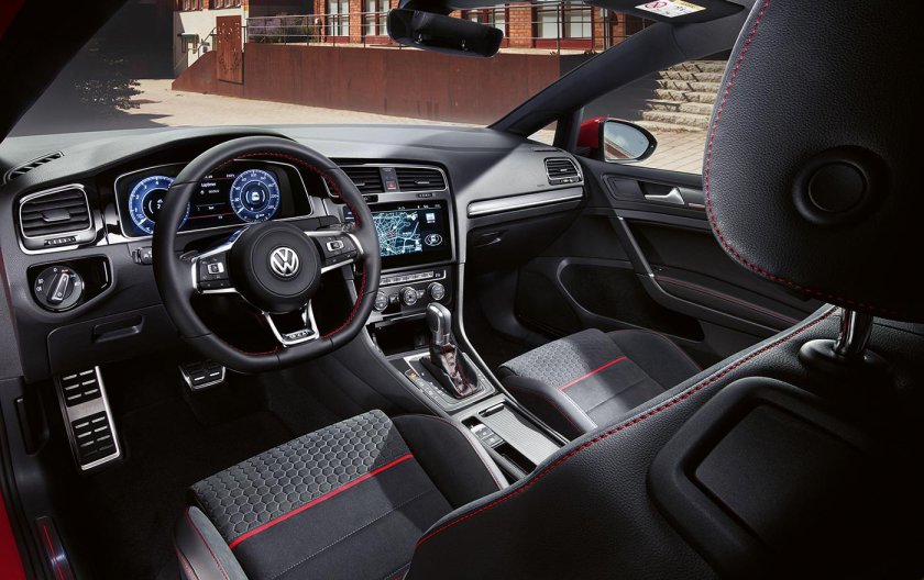 Гольф 7 GTI салон