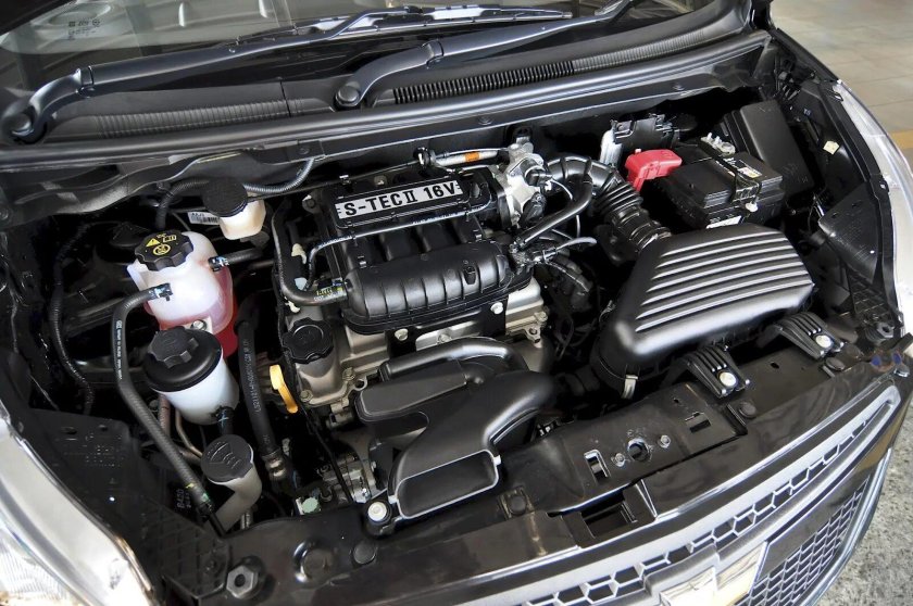 Двигатель Spark m300 1.2