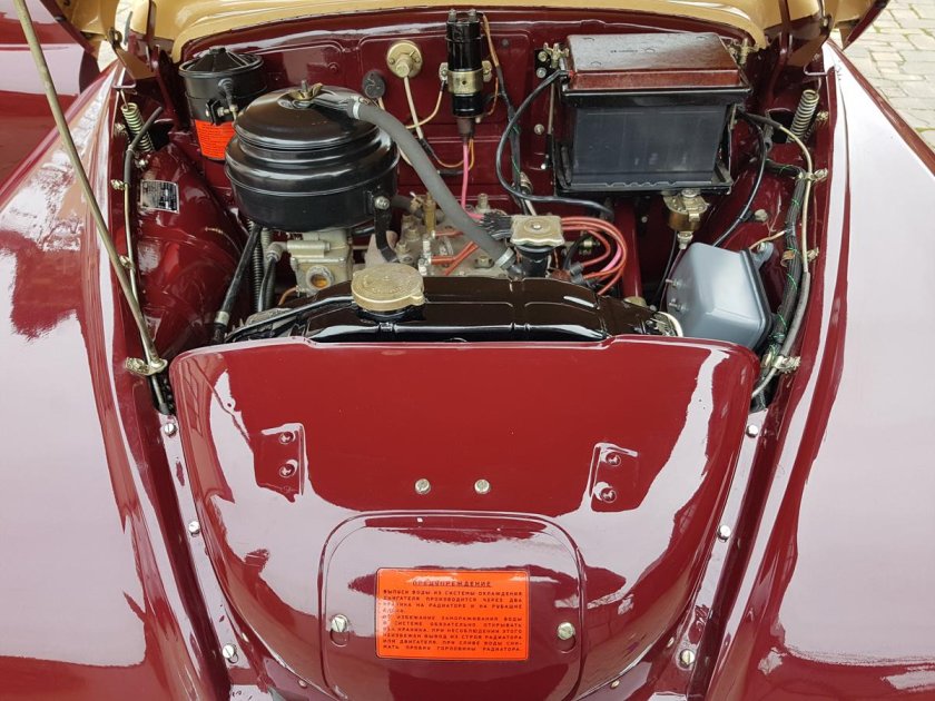 Газ м20 победа моторный отсек