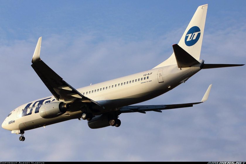 ЮТЭЙР 737-800