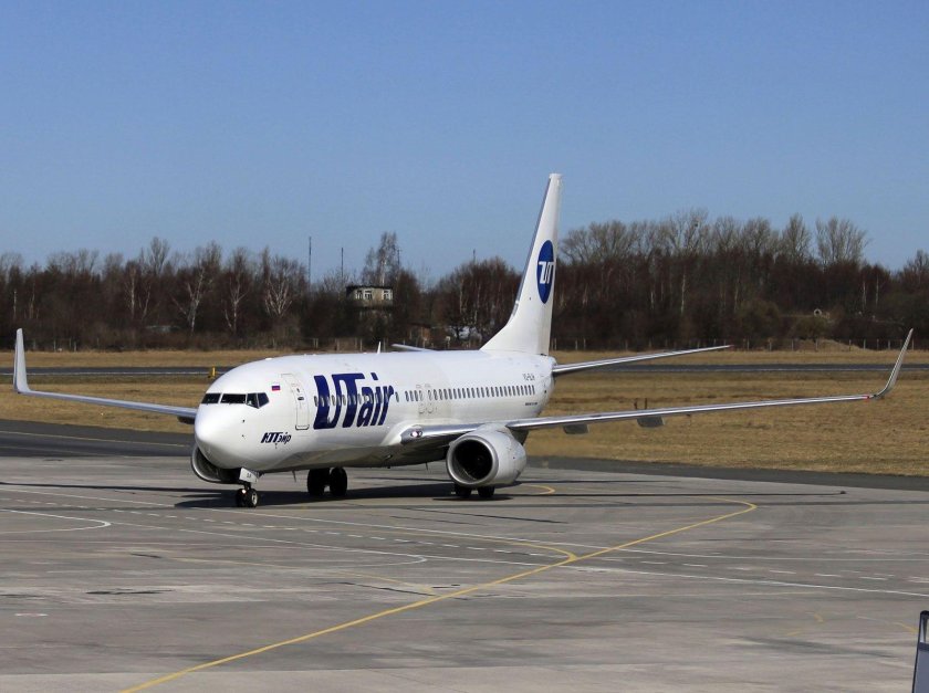 Боинг 737 ЮТЭЙР