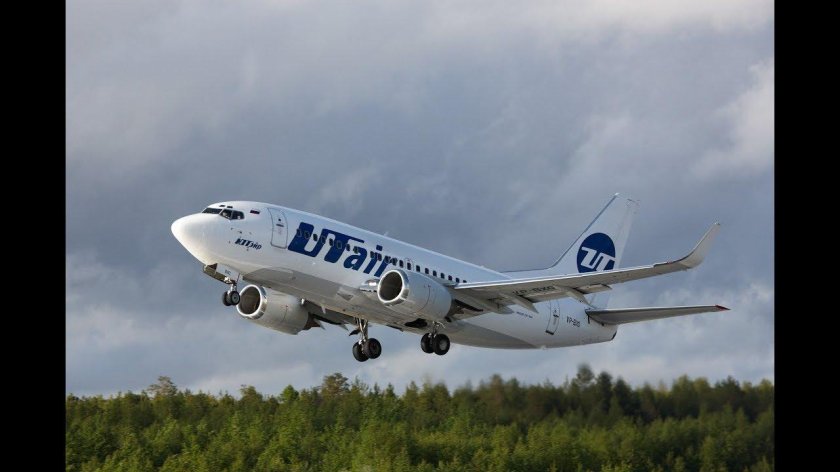 Боинг 737 ЮТЭЙР