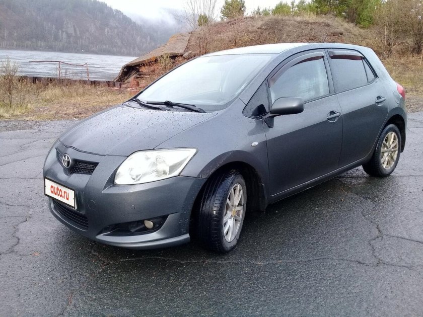 Тойота аурис 2008 1.6