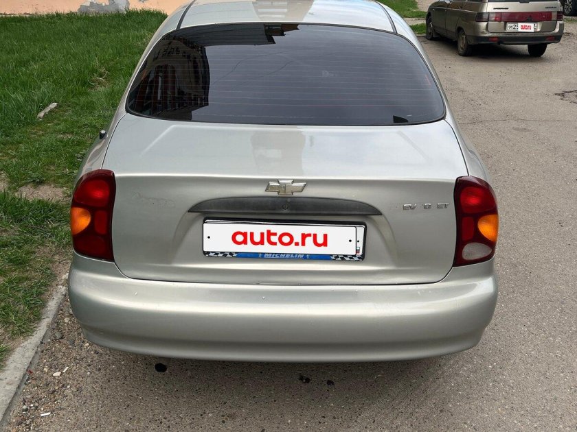 Шевроле ланос серебристый