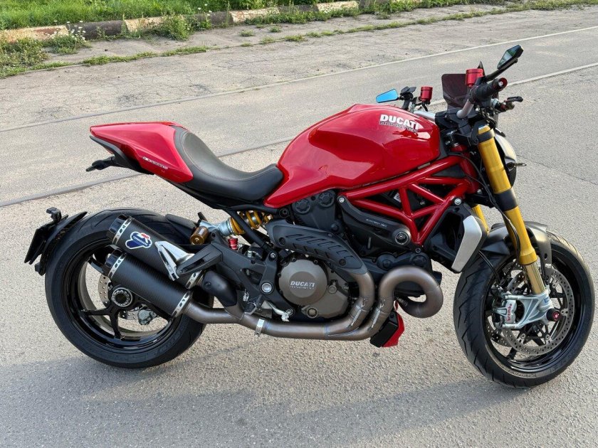 Ducati monster 1200