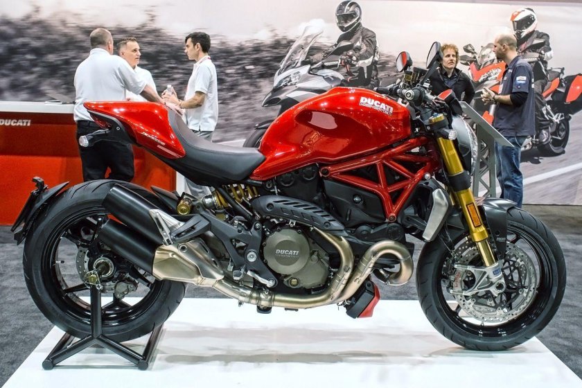 Ducati Monster 1200s