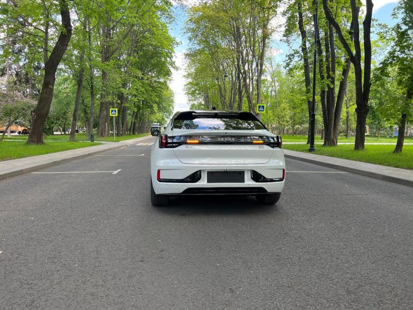 Zikr 001 автомобиль