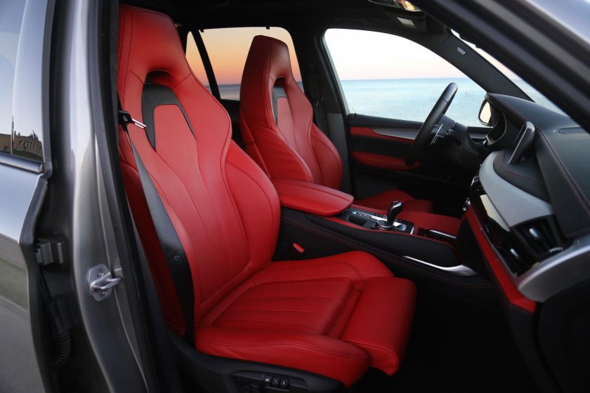 BMW x6 красный салон