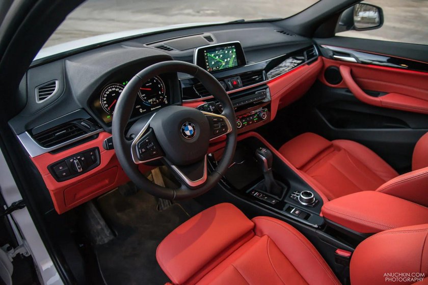 BMW x6 красный салон