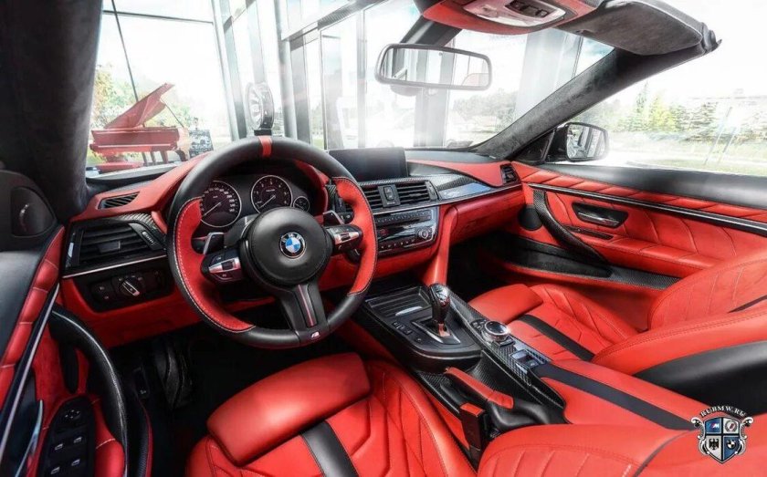 БМВ М 8 на Красном салоне
