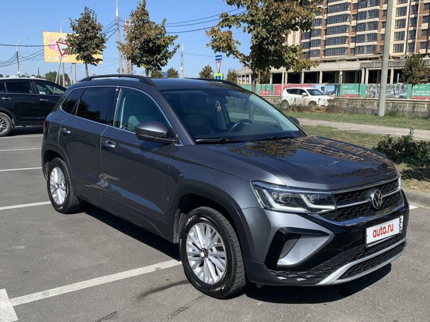 Серый фольксваген