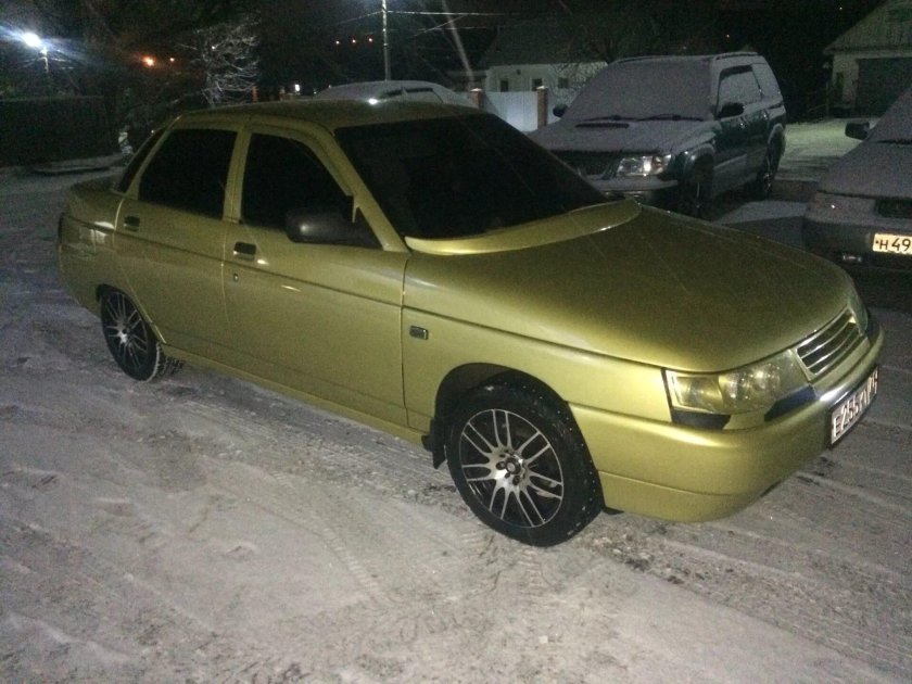 ВАЗ 2110 золотой металлик