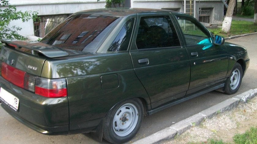 ВАЗ 2110 золото инков