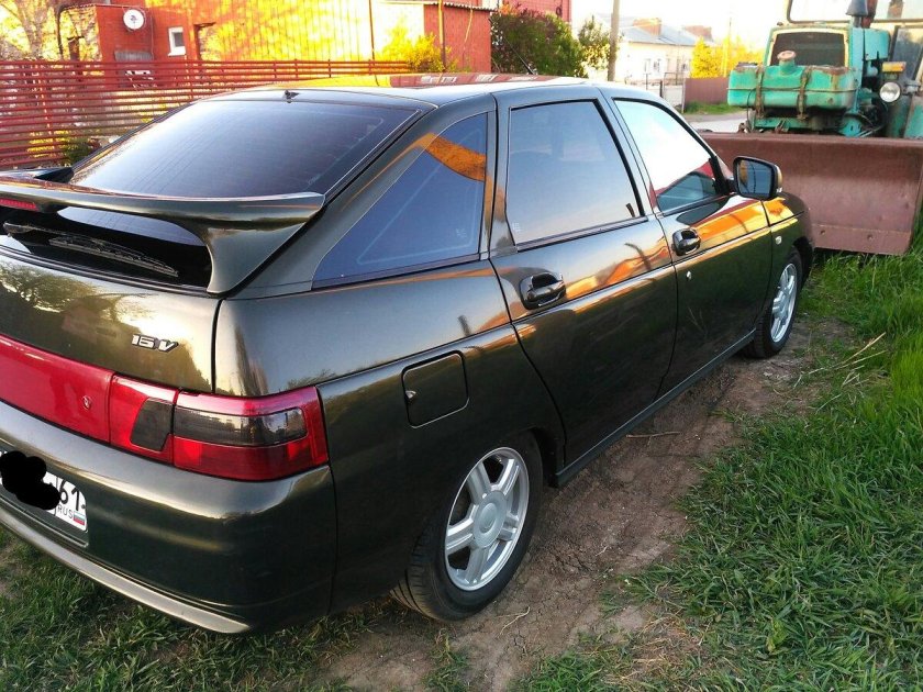 ВАЗ 2112 золотистый темно зеленый