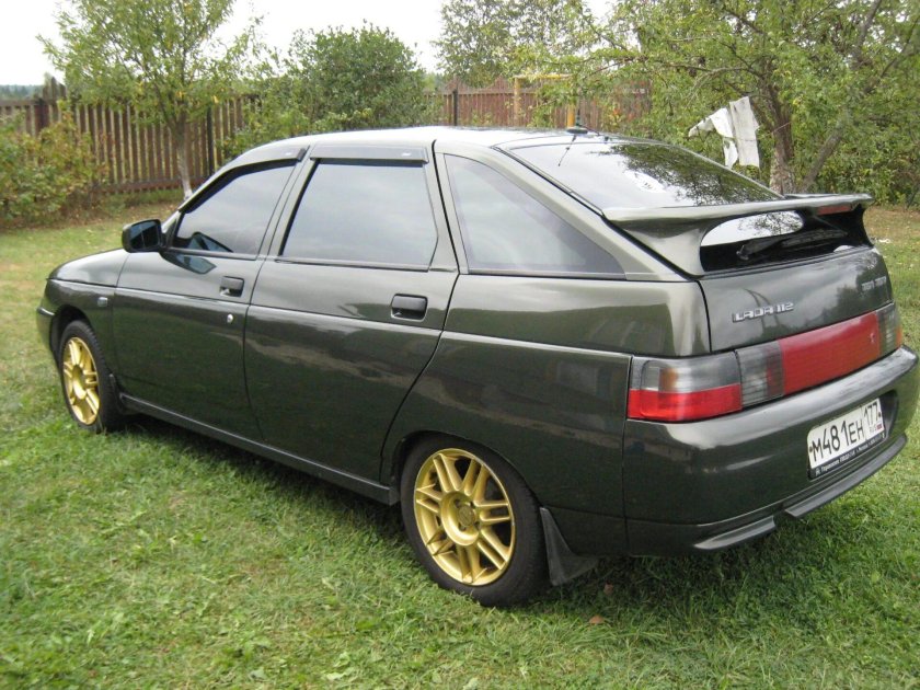 ВАЗ 2112 золото инков