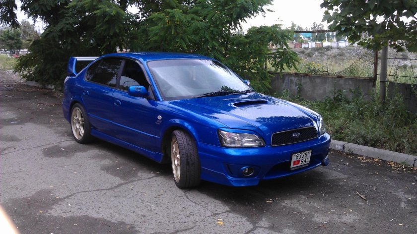 Subaru Legacy b4