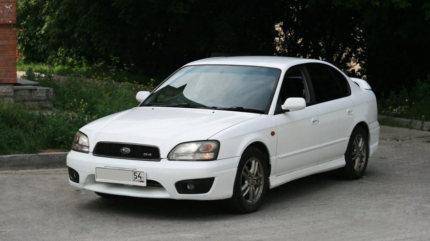 Субару Легаси б4 2002