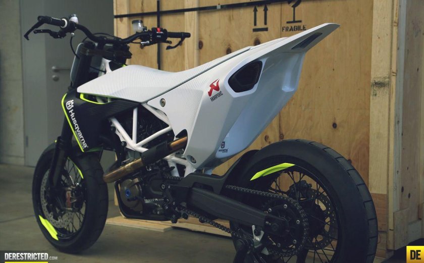Husqvarna 701 Supermoto