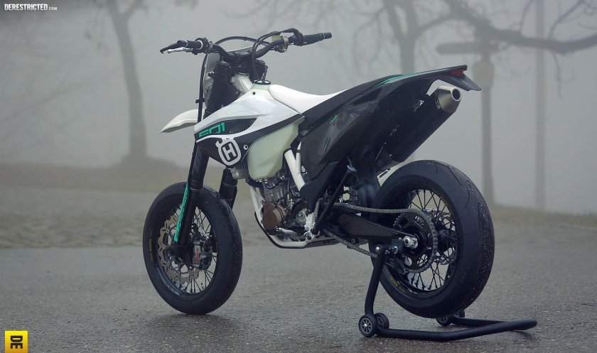 Husqvarna 501 Supermoto