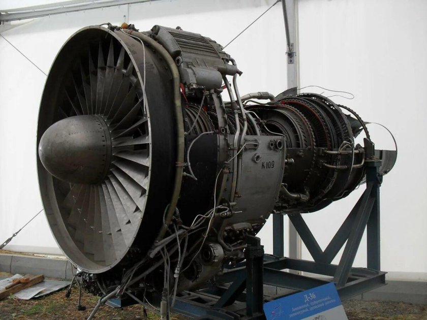 Двигатель д18т узга