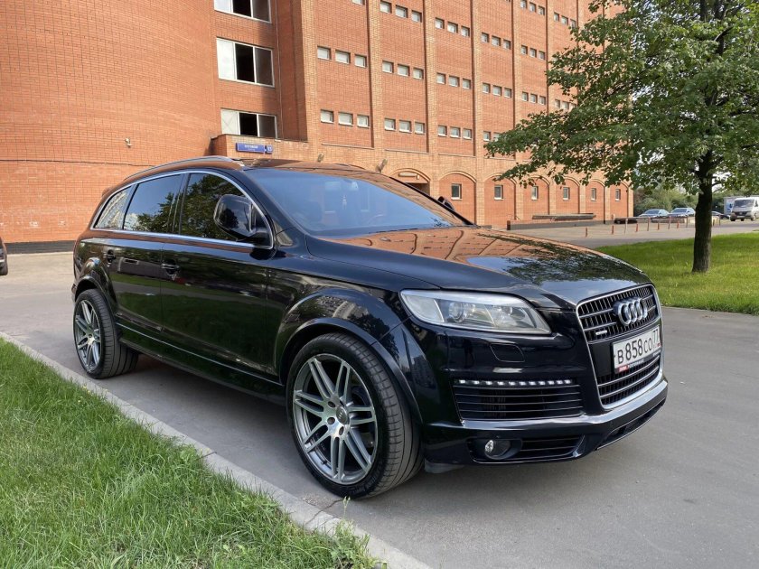 Ауди q7 2007