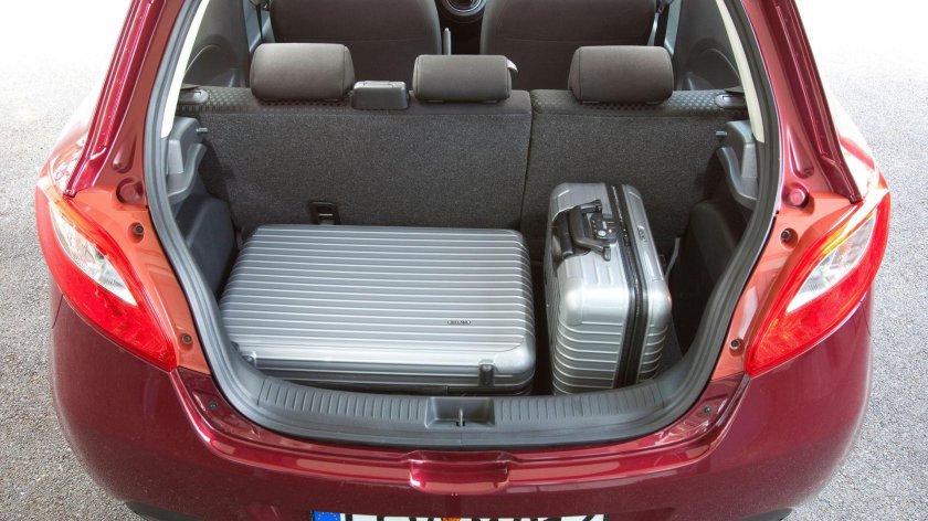 Багажник Mazda Demio 3 поколение