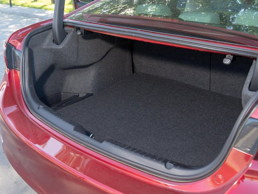 Mazda 6 багажник