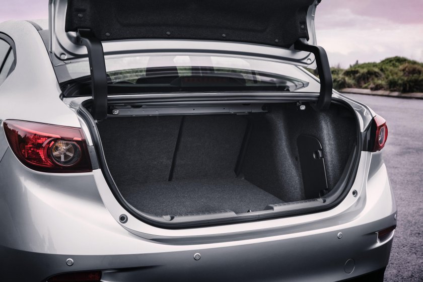 Багажник Мазда 3 седан